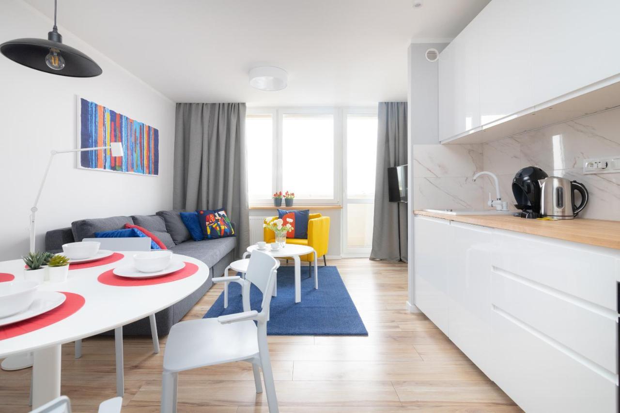 Beautiful 2 Rooms Flat With Balcony Varsóvia Exterior foto